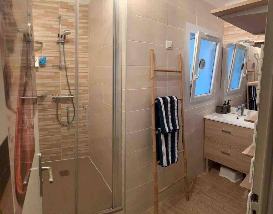 Appartement Familial En Bord De Mer La Seyne-sur-Mer Ngoại thất bức ảnh